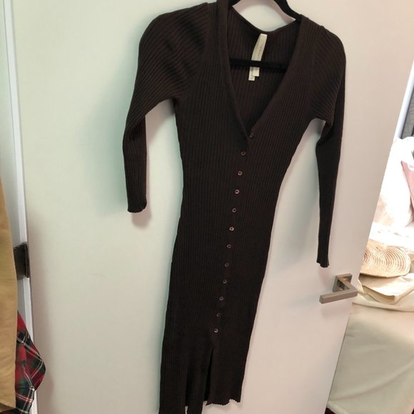 Aritzia The Group by Babaton Avalon Dress DARK BROWN - Picture 2 of 3